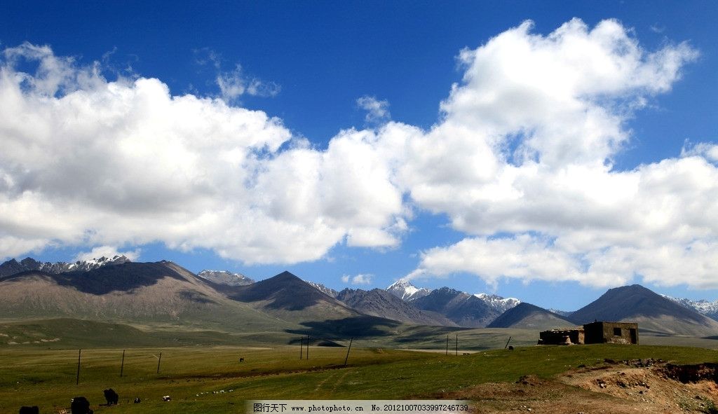 新疆风光 新疆风景 国内旅游 旅游摄影 自然风景 蓝天 白云 远山
