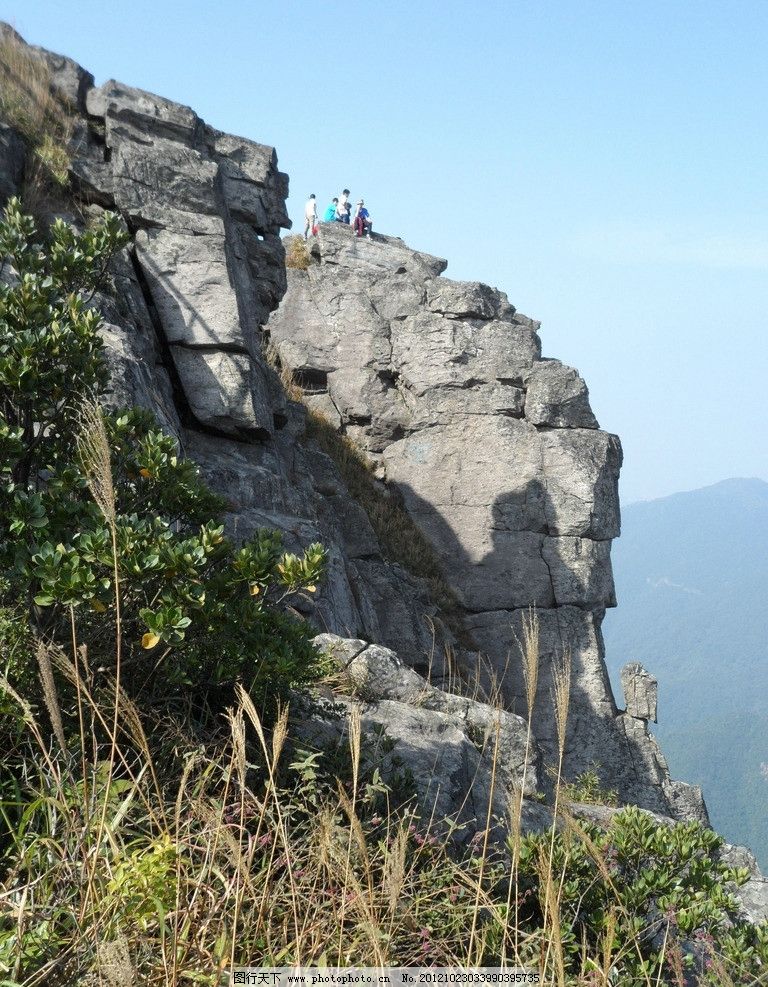 悬崖陡壁图片