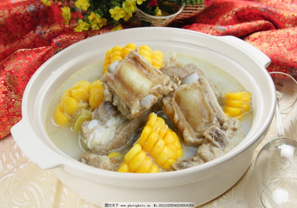 玉米炖排骨图片