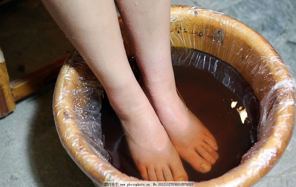泡脚图片